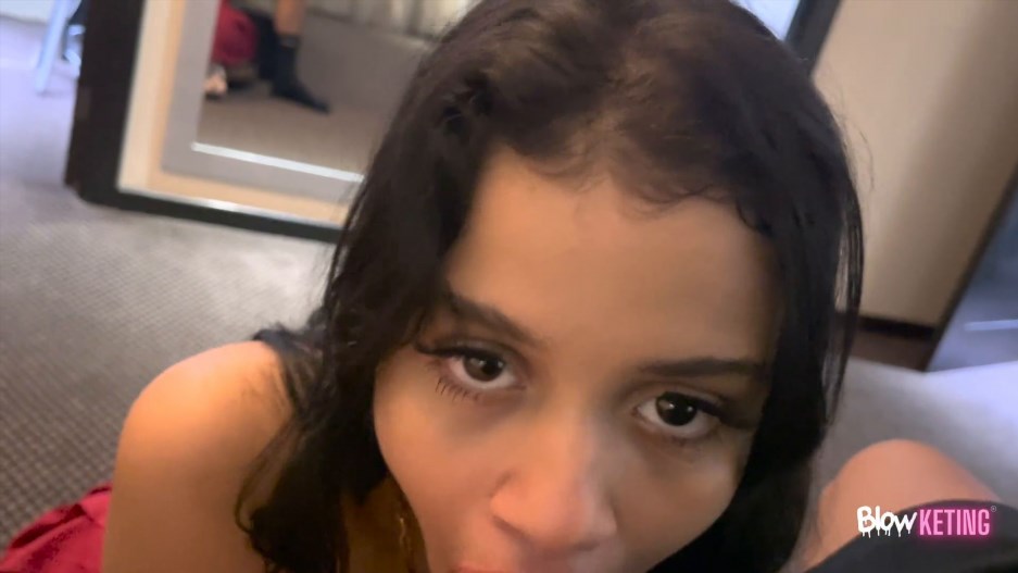 Kristalinavera – Deepthroat Queen tantalizes with a succulent blowjob